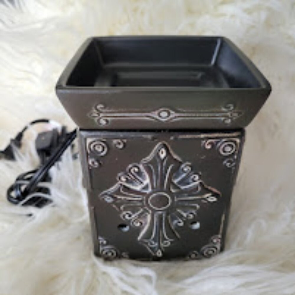 Scentsy Charity Cross Warmer New